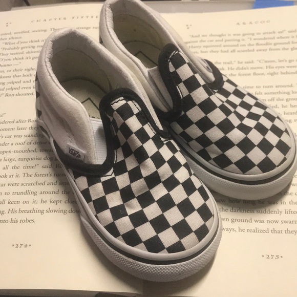 baby checkered vans